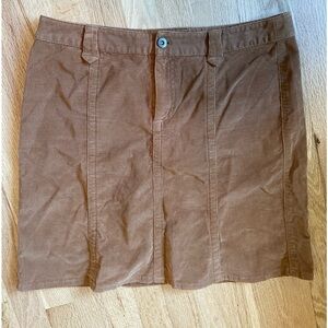 Eddie Bauer Tan Corduroy Mini Skirt Women’s Sz 10 - Waist: 34 in; Length: 19 in
